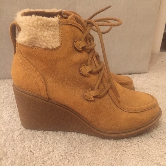 maypole Shoes - Maypole Tan Fleece Lined Boots Size 5.5